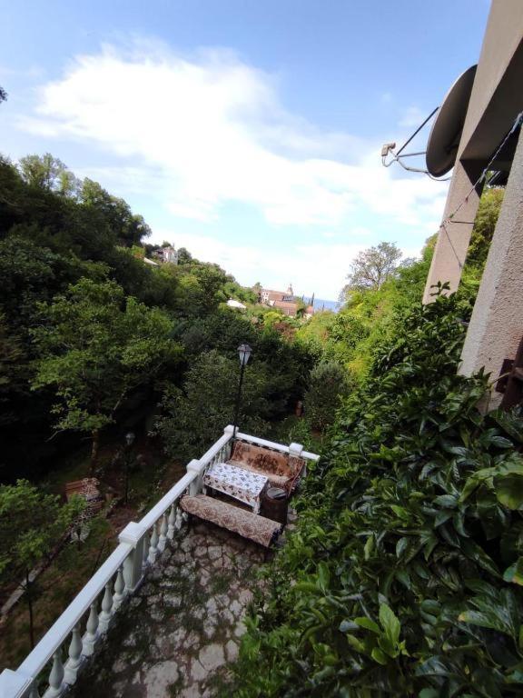 Guest House Chalet Agave Γκάγκρα Εξωτερικό φωτογραφία